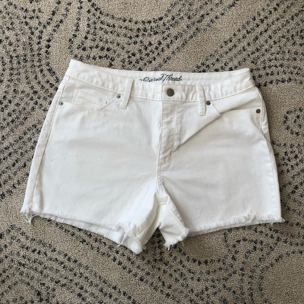White cut off denim shorts